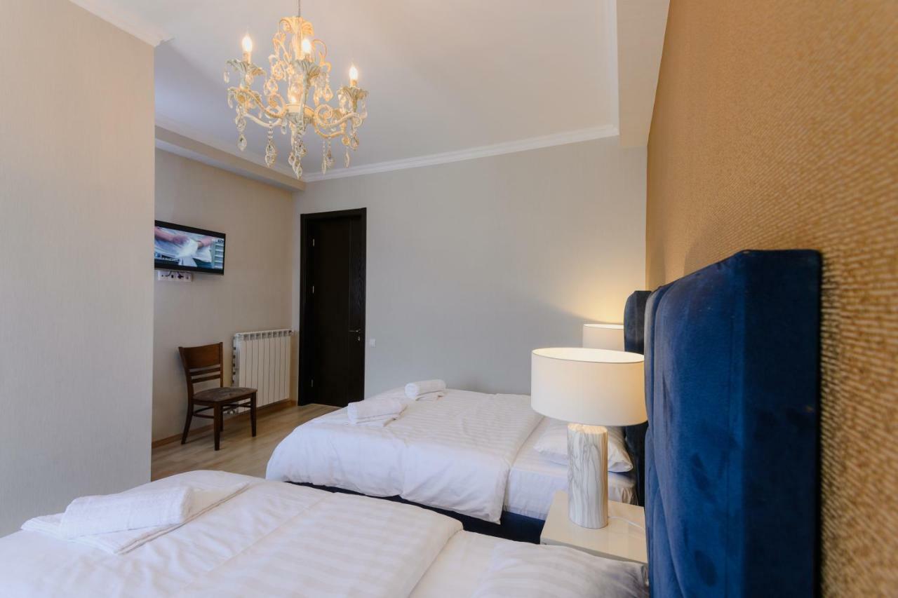 Golden Globe Boutique Hotel Tbilisi ภายนอก รูปภาพ